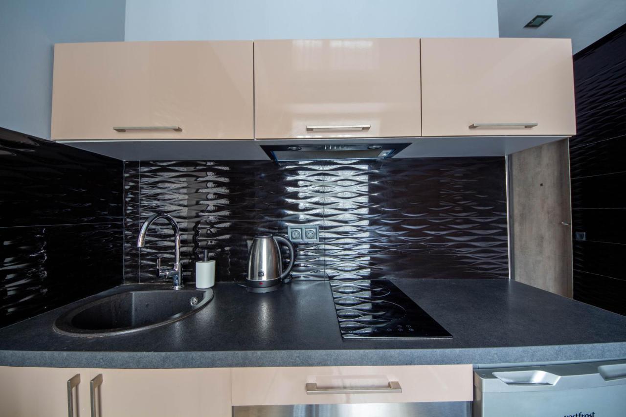 Apartments Near Parus Business Centre 키예프 외부 사진