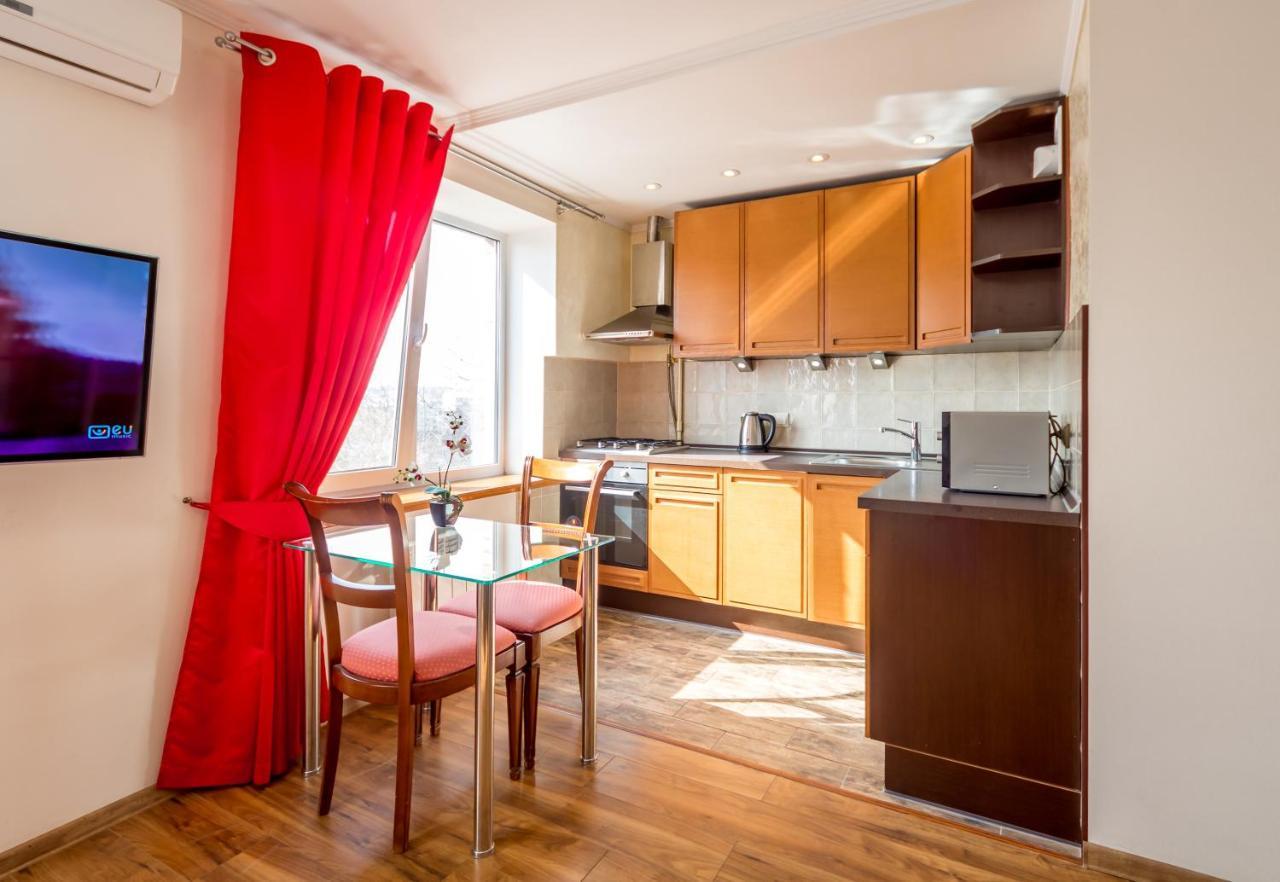 Apartments Near Parus Business Centre 키예프 외부 사진